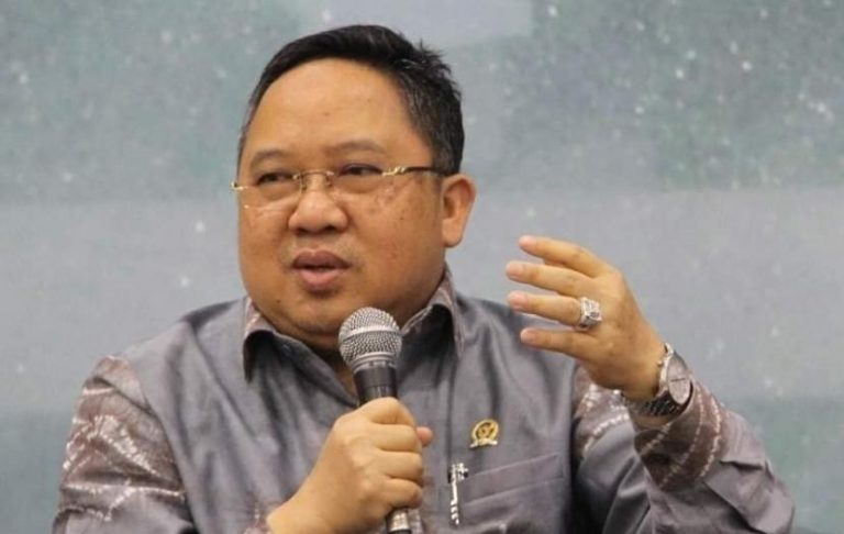 anggota-komisi-i-dpr-ri-syaifullah_210123122635-683