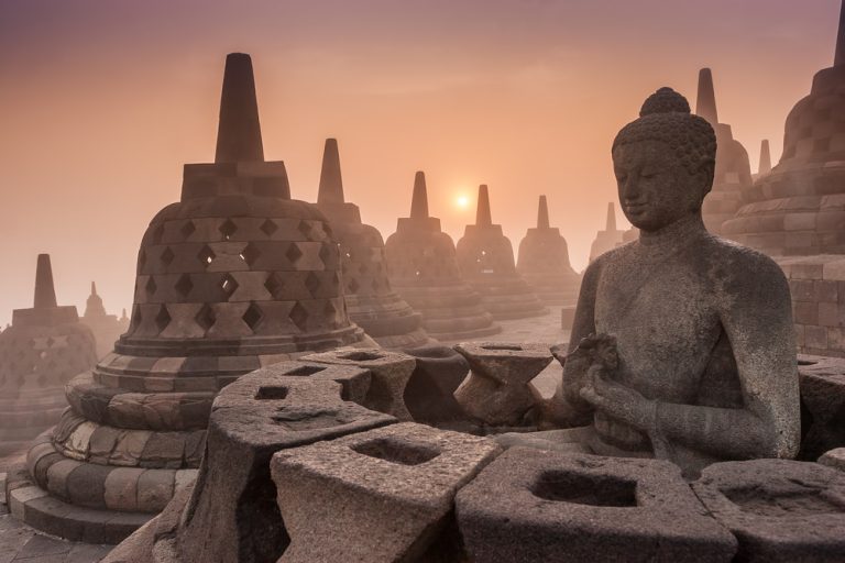 Buddist,Temple,Borobudur,Taken,At,Sunrise.,Yogyakarta,,Indonesia