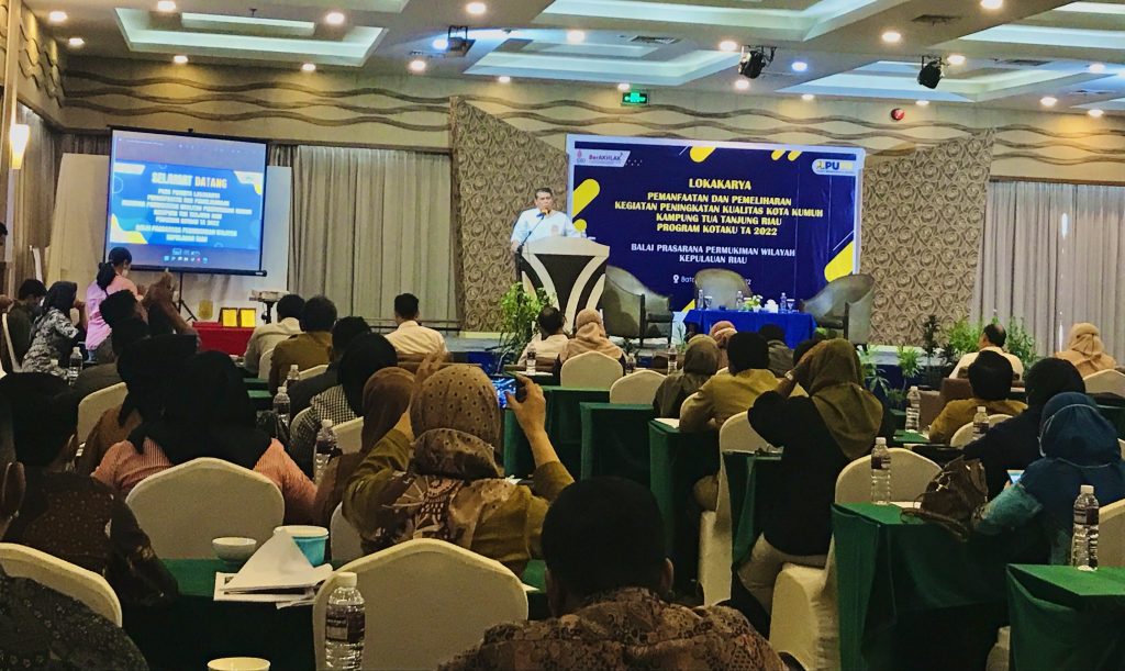 8D7FF391-EB56-4B45-964D-2DACFD48C686