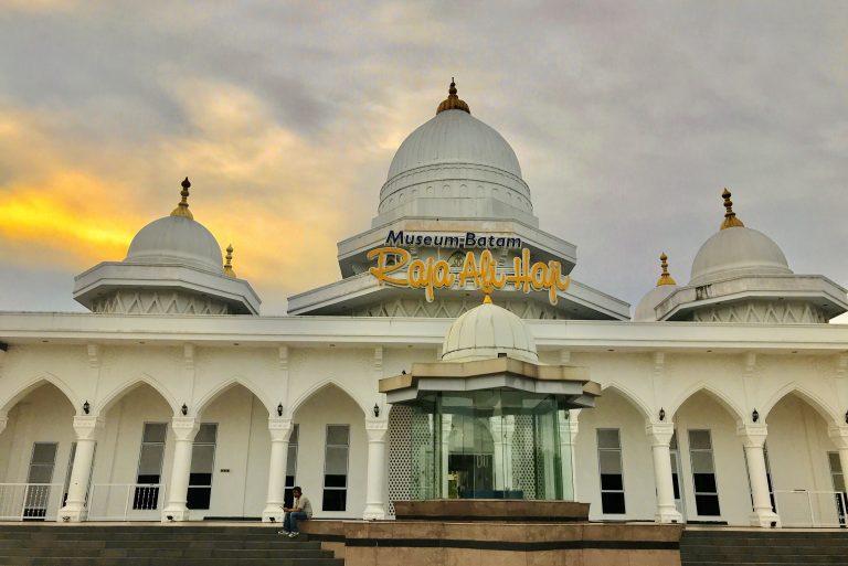 B7E82684-3E27-47DA-AE34-FE66F69E696B