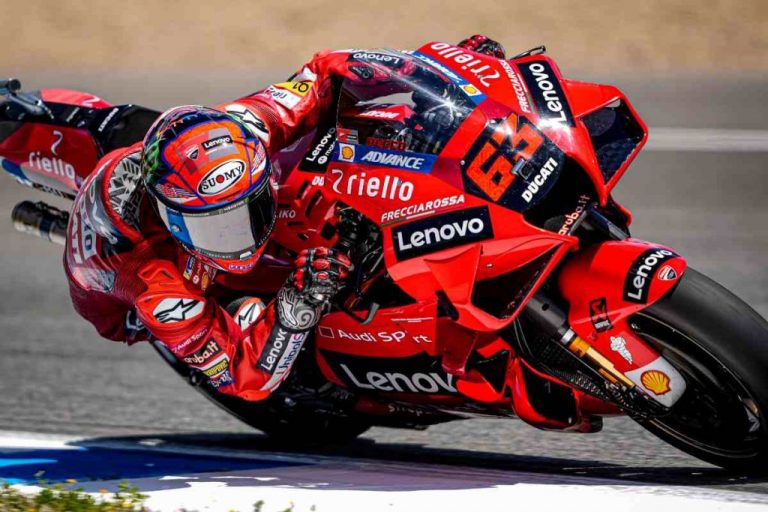 bagnaia-ducati-jerez-1-1024x683