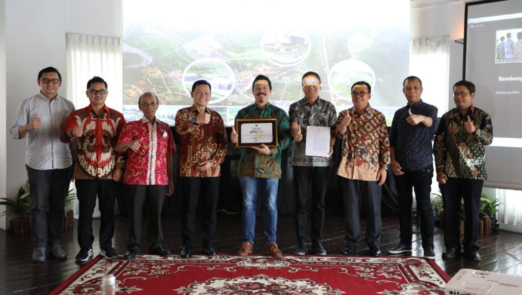 24fb0fbf-ccb2-473b-acb0-0eda389b6c13