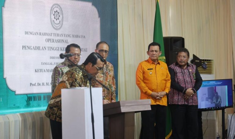 decb7179-0947-479e-8194-c12bd694ee1b