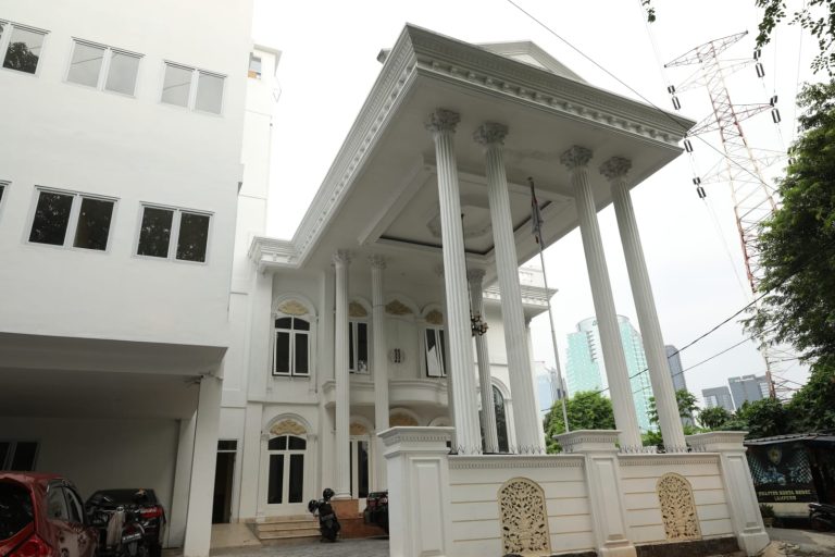 9df82c19-2c5d-4fe0-bdb5-ffa1675295c1