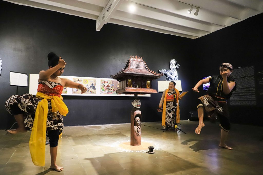 64868d23c0924611558722