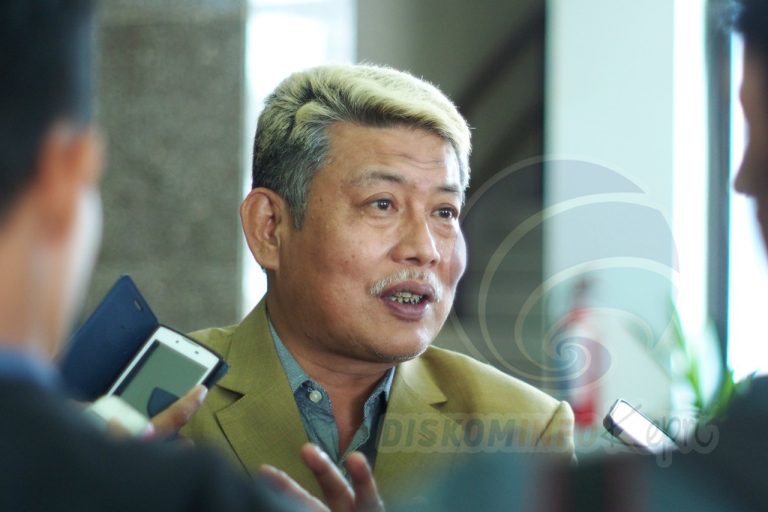 8b95b9933eb0a9c54a632a440b3841da