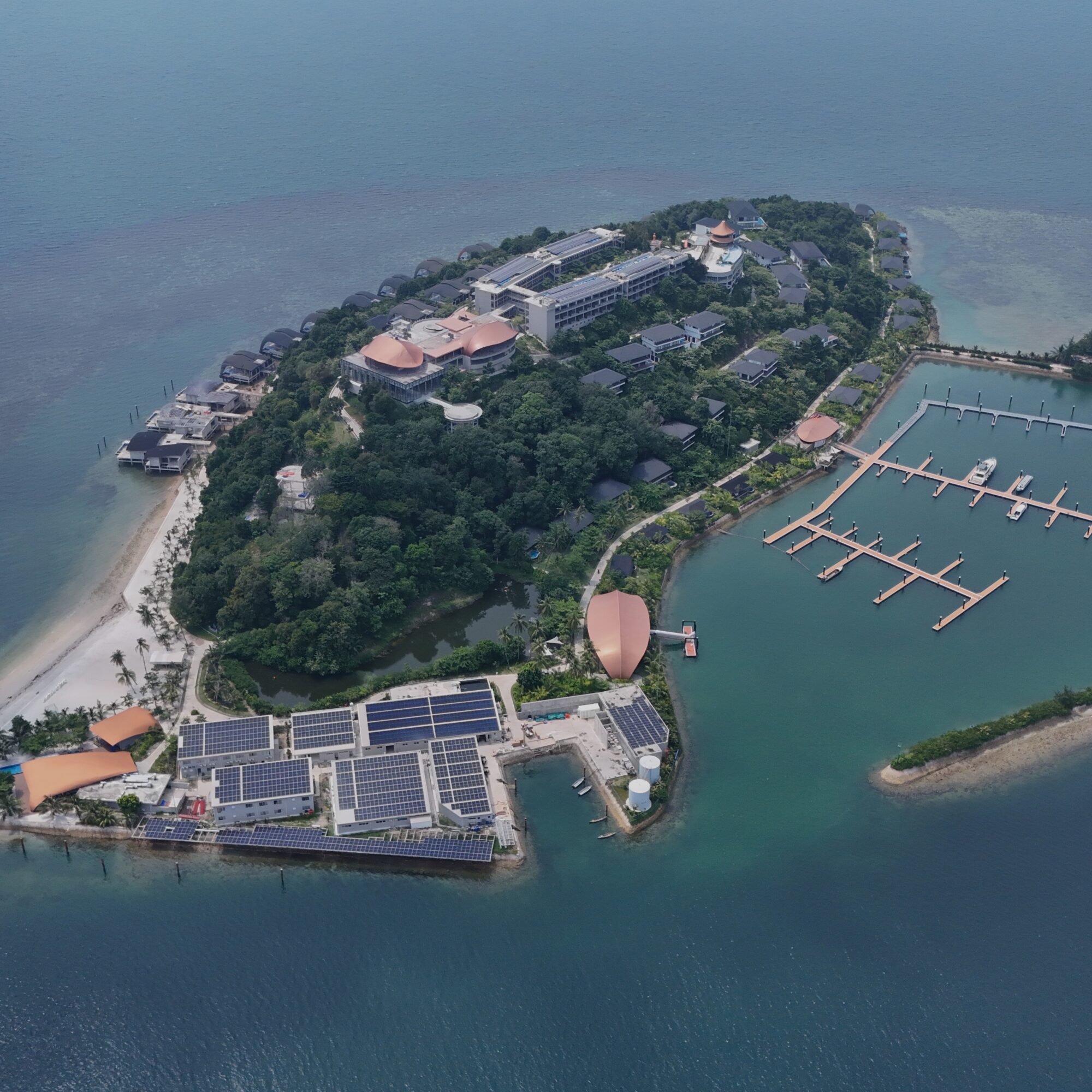 PLTS di sektor wisata