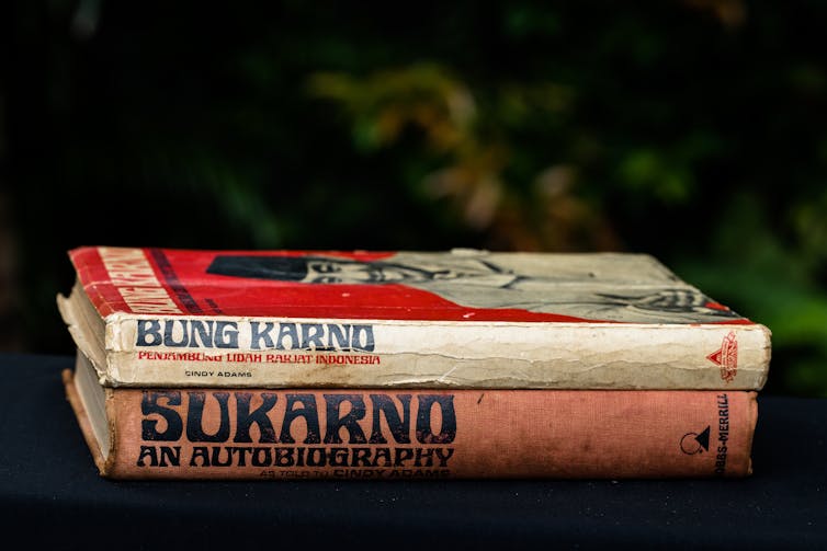 Penyitaan buku telah terjadi sejak masa Orde Baru dengan tujuan pemerintah memonopoli pemikiran warganya.