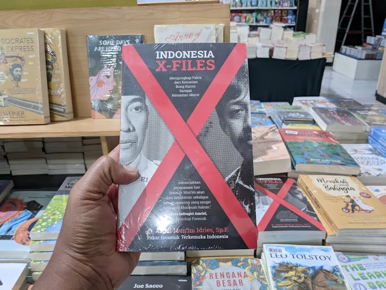 Penyitaan buku oleh otoritas menunjukkan pembatasan pada pemikiran kritis.